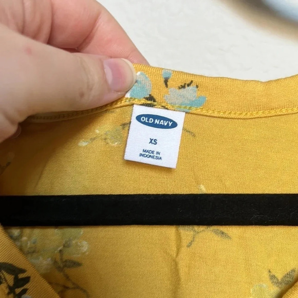 Old Navy Mustard Yellow Floral Button Up Shirt - Picture 2 of 4
